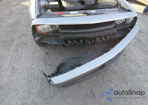 2013 Dodge Challenger Sxt z USA, uszkodzony, nr VIN 2C3CDYAG6DH651814